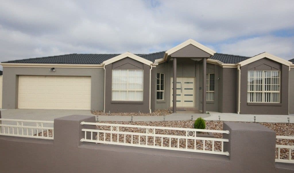 3 Omarama Way, TAYLORS HILL VIC 3037, Taylors Hill - Image 1