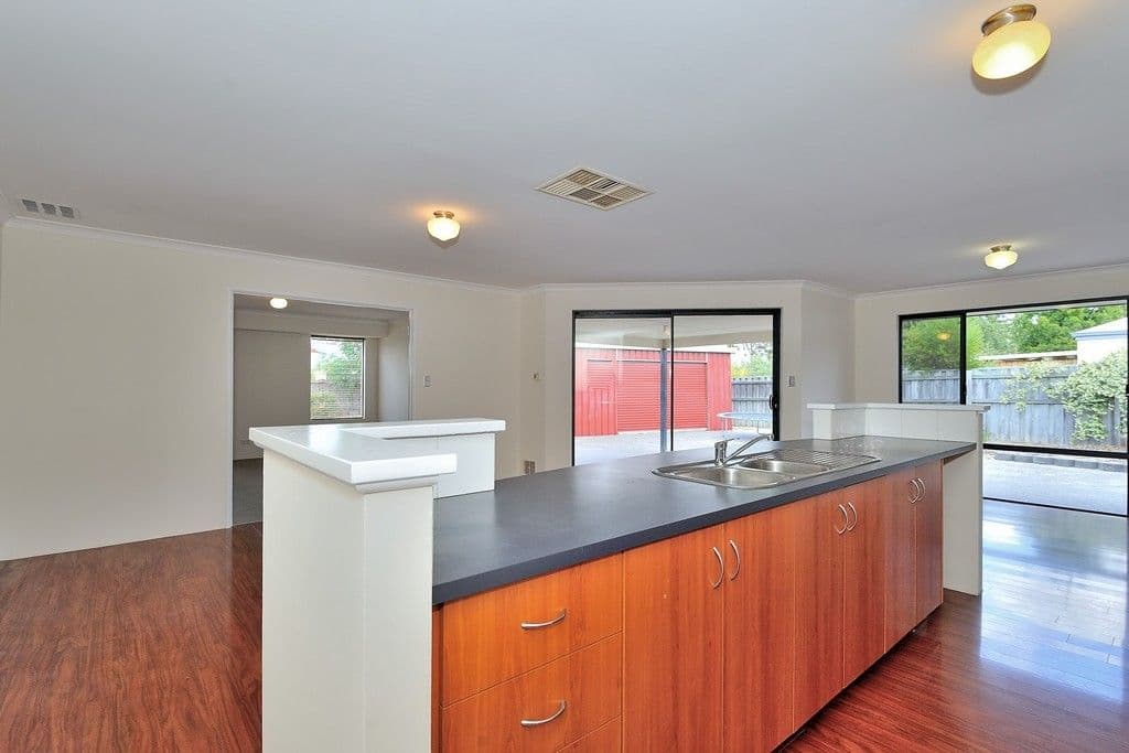 26 Flora Valley Grove, Ellenbrook WA 6069, Ellenbrook - Thumbnail 4