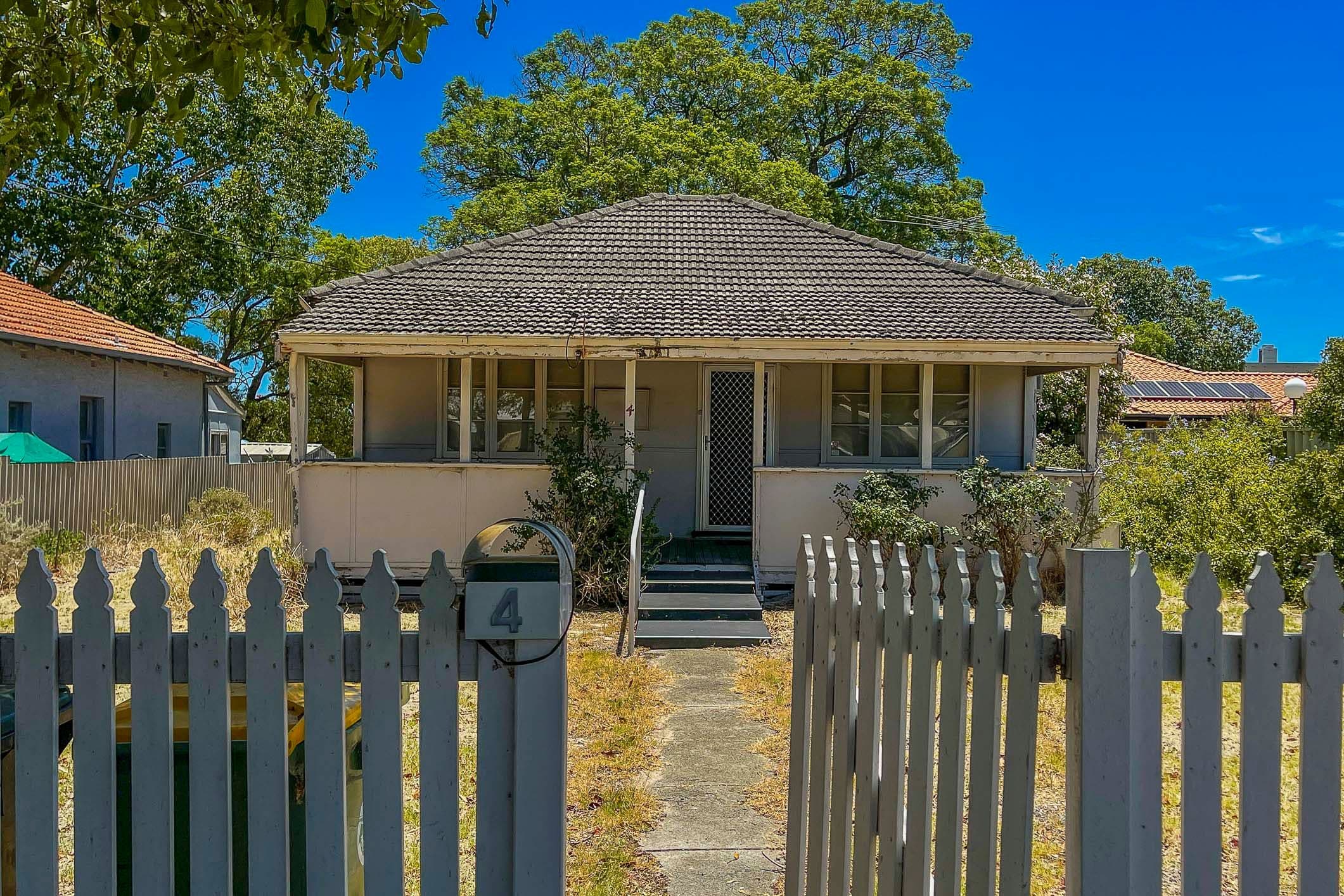 4 Miller Avenue, Redcliffe WA 6104, Redcliffe - Thumbnail 2