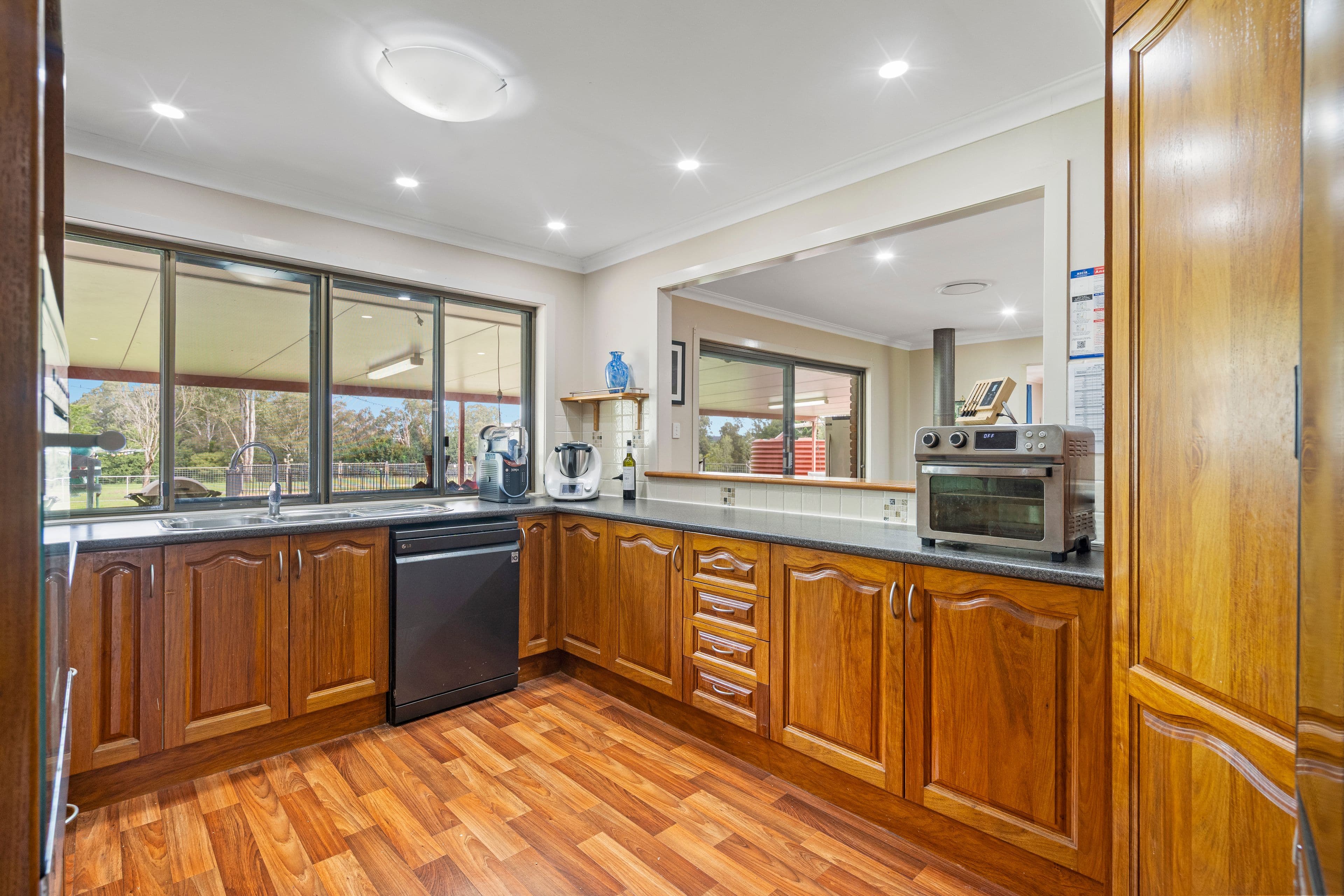 90 Lyndon Way, Karalee QLD 4306, Karalee - Thumbnail 6