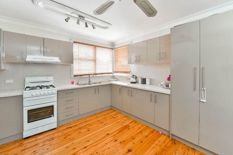 28 Richmond Crescent, Campbelltown - Thumbnail 3