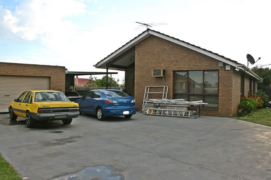 1 Gillespie Road, ST ALBANS VIC 3021, St Albans - Image 1