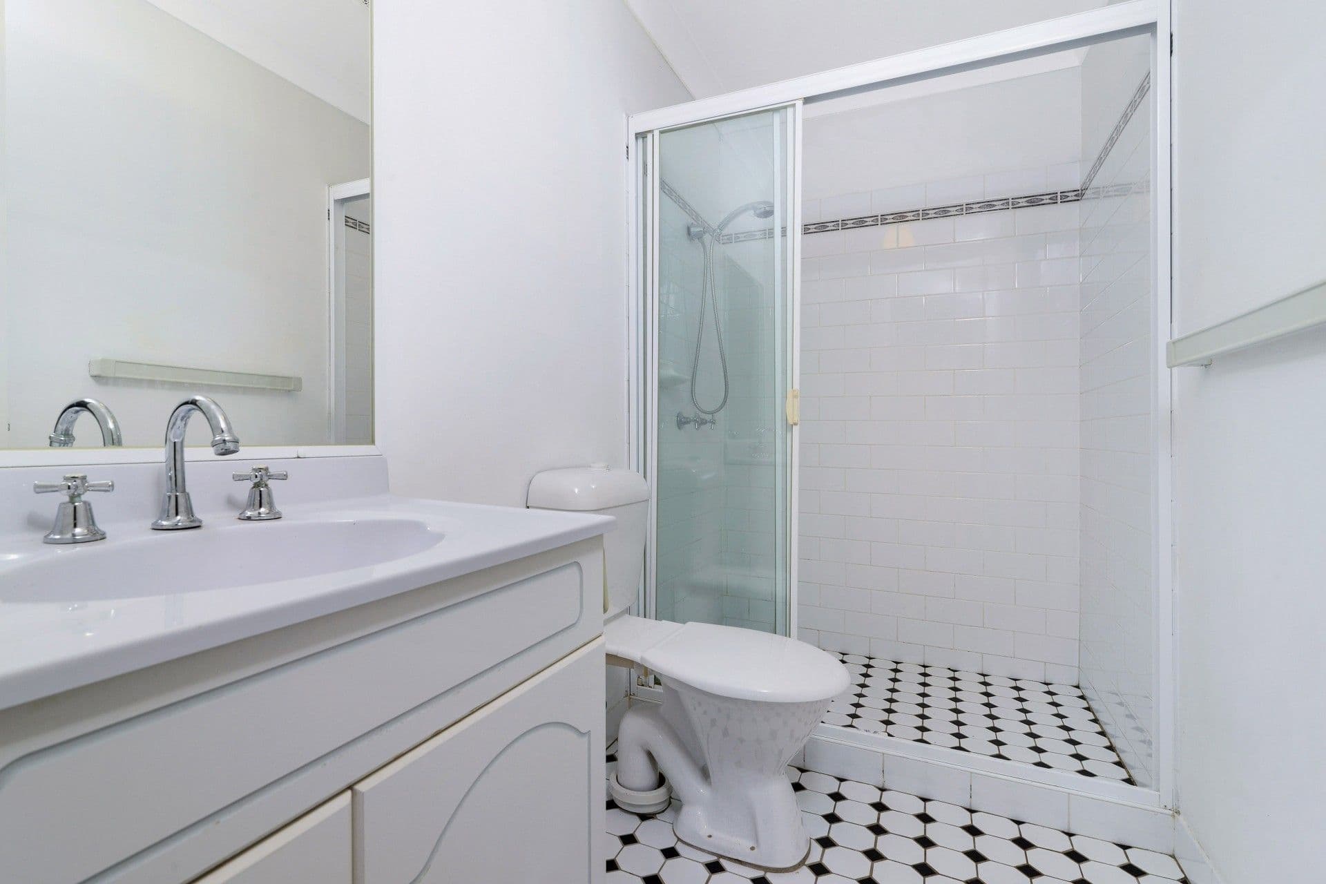 1 Dutton Place, Glenmore Park NSW 2745, Glenmore Park - Thumbnail 6