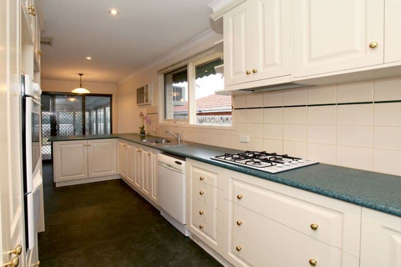 18 Bertrand Avenue, MULGRAVE VIC 3170, Mulgrave - Thumbnail 2