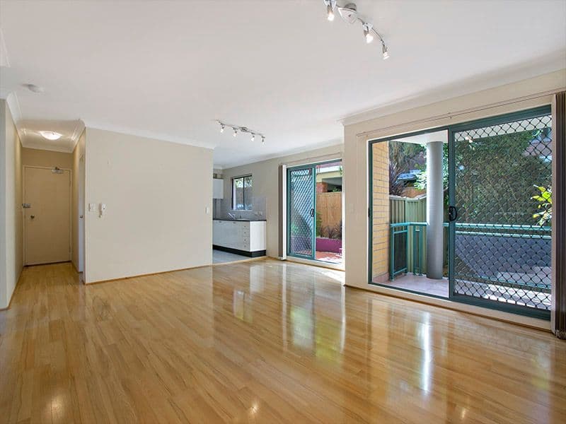 22 Merton Street, SUTHERLAND NSW 2232, Sutherland - Thumbnail 2