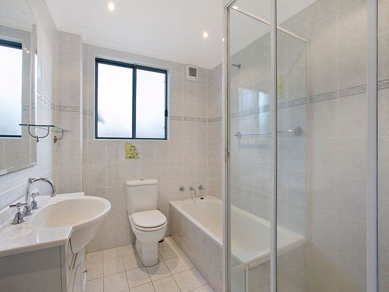 22 Merton Street, SUTHERLAND NSW 2232, Sutherland - Thumbnail 4