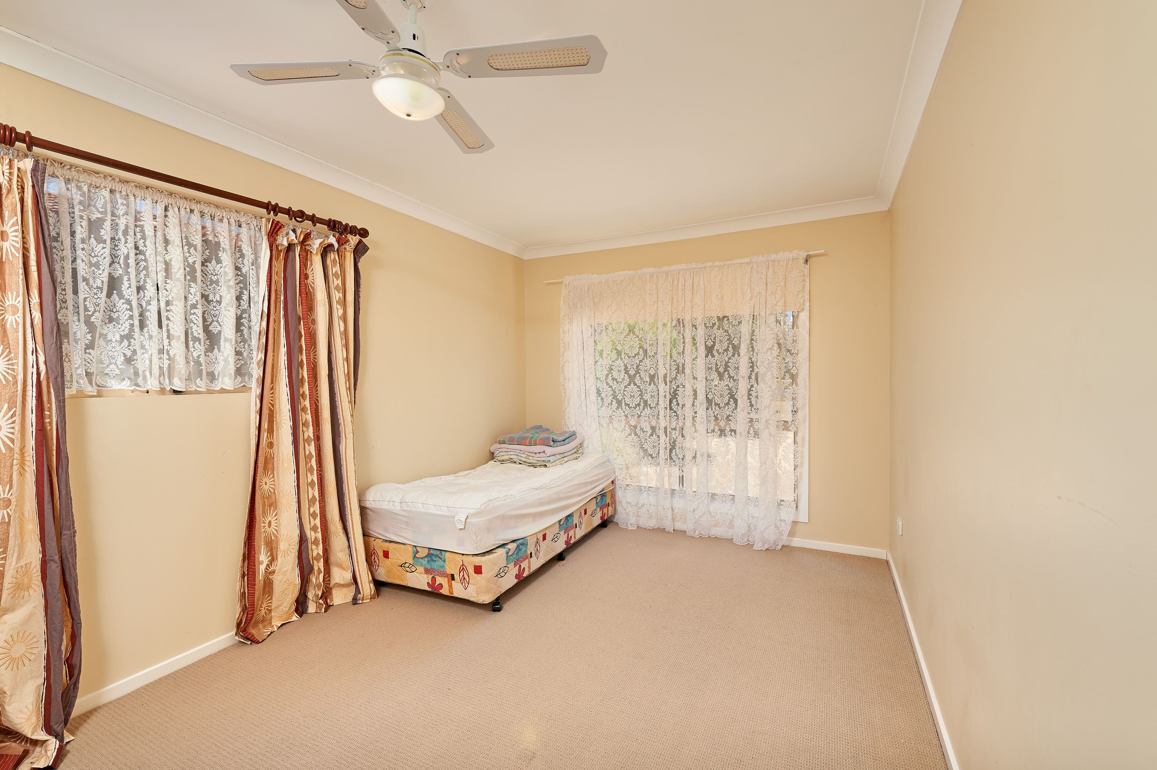 66 Pugsley Avenue, Estella - Thumbnail 8