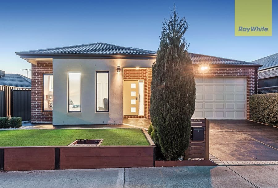 273 Waterview Boulevard, Craigieburn VIC 3064, Craigieburn - Image 1
