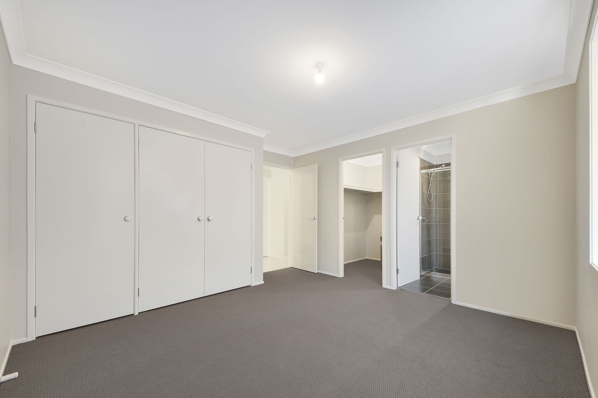 29 Greenhood Crescent, Denham Court - Thumbnail 8