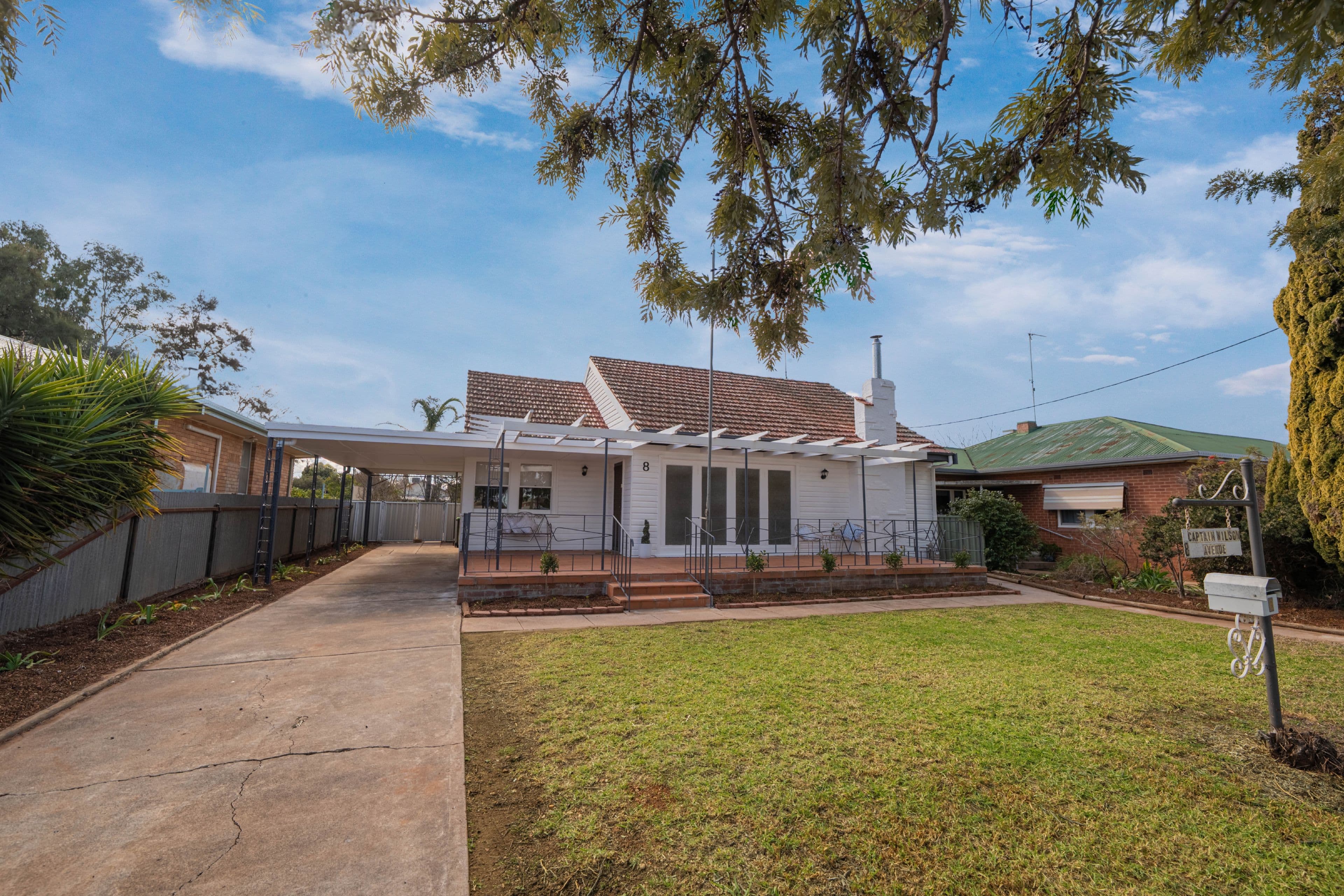8 Captain Wilson Avenue, Parkes NSW 2870, Parkes - Thumbnail 2