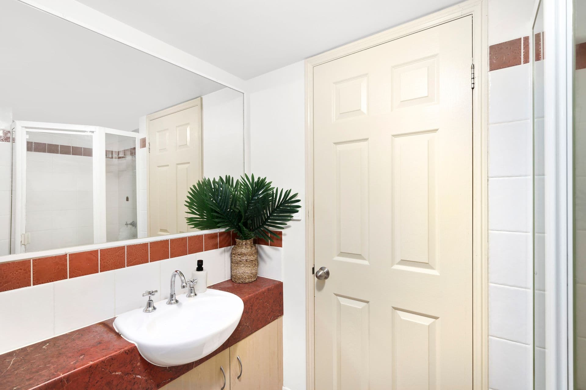 61 North Street, Southport QLD 4215, Southport - Thumbnail 6