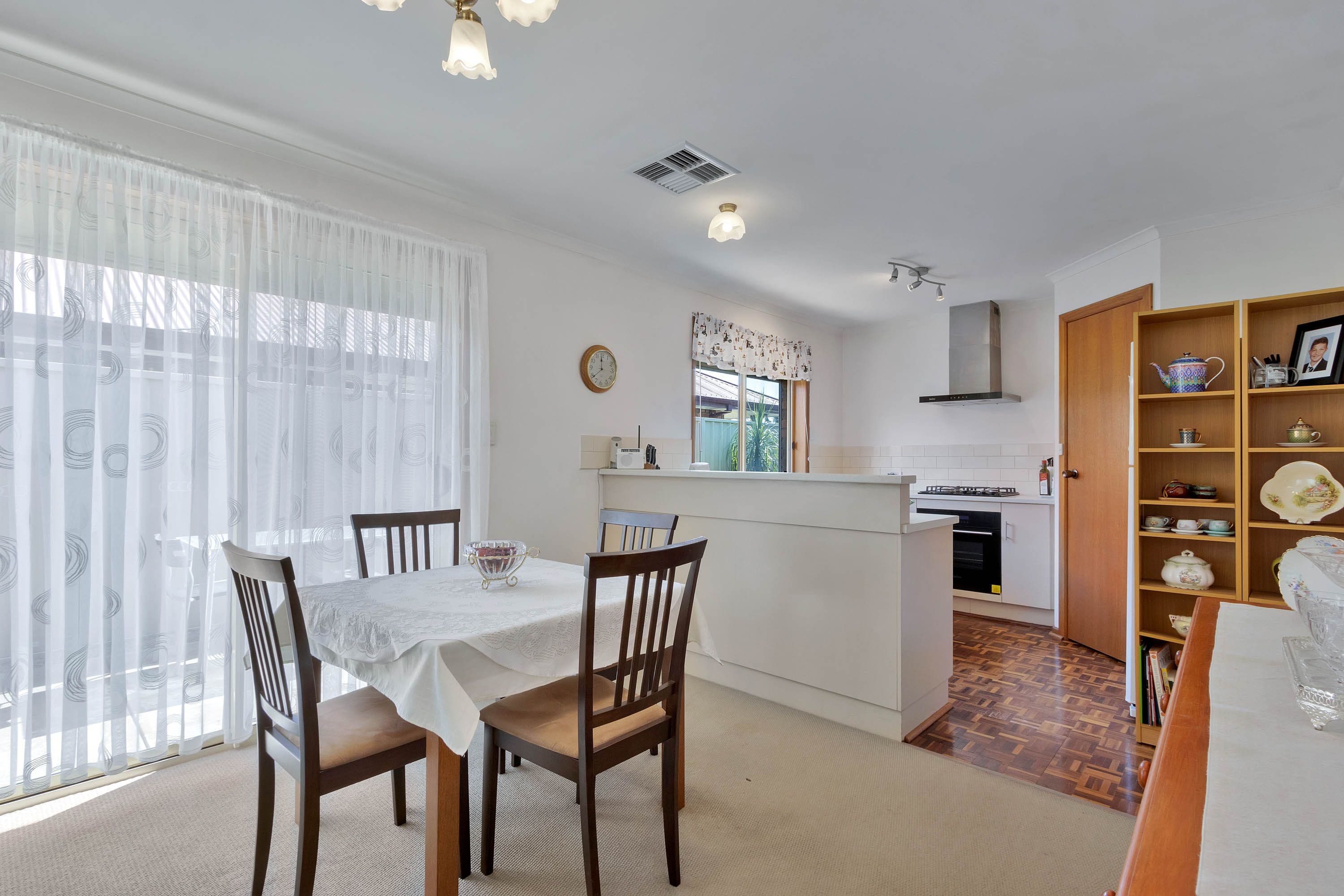 6 Quigley Street, Pooraka SA 5095, Pooraka - Thumbnail 2