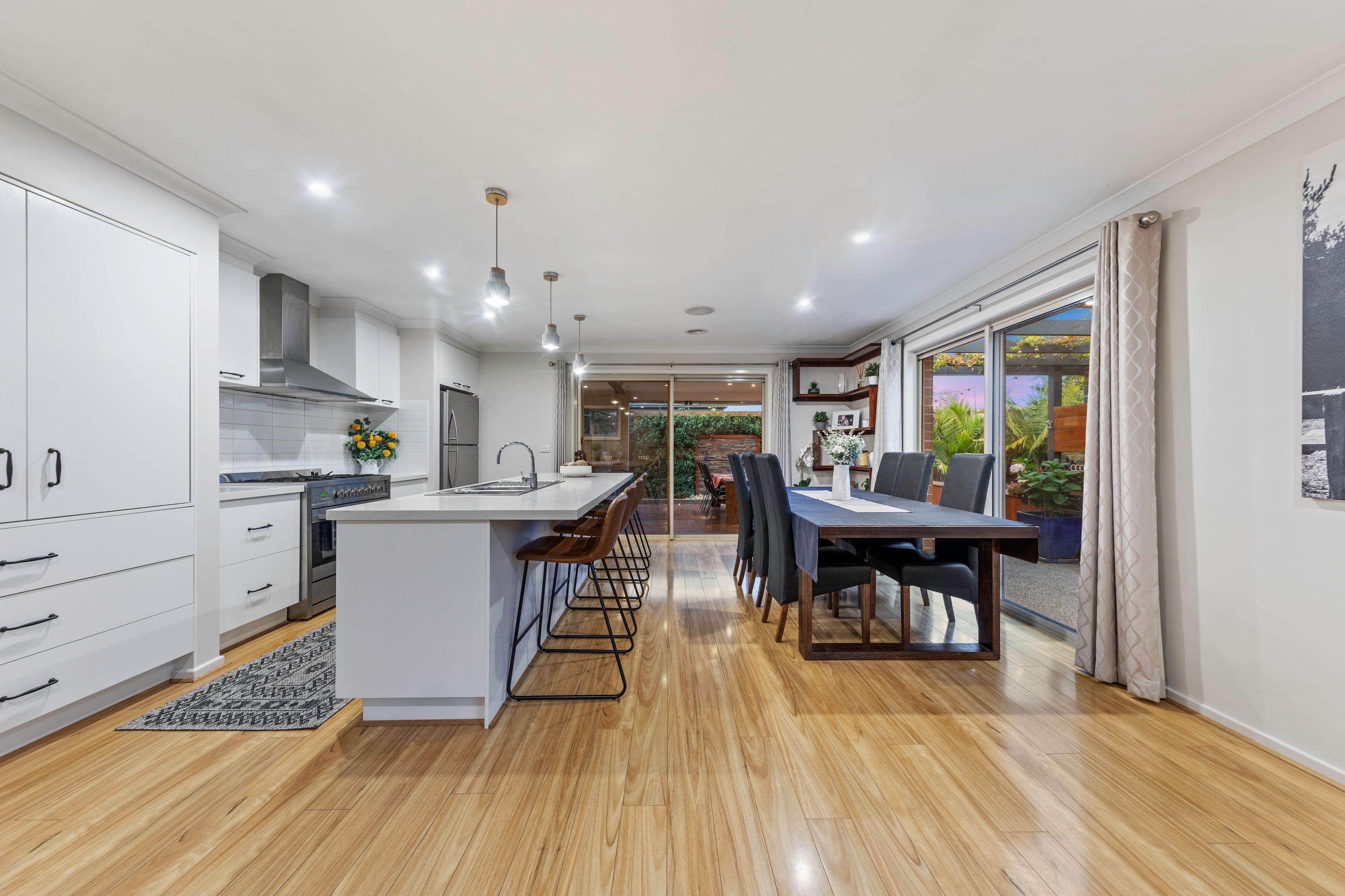 16 Vanessa Circuit, Pakenham VIC 3810, Pakenham - Thumbnail 6