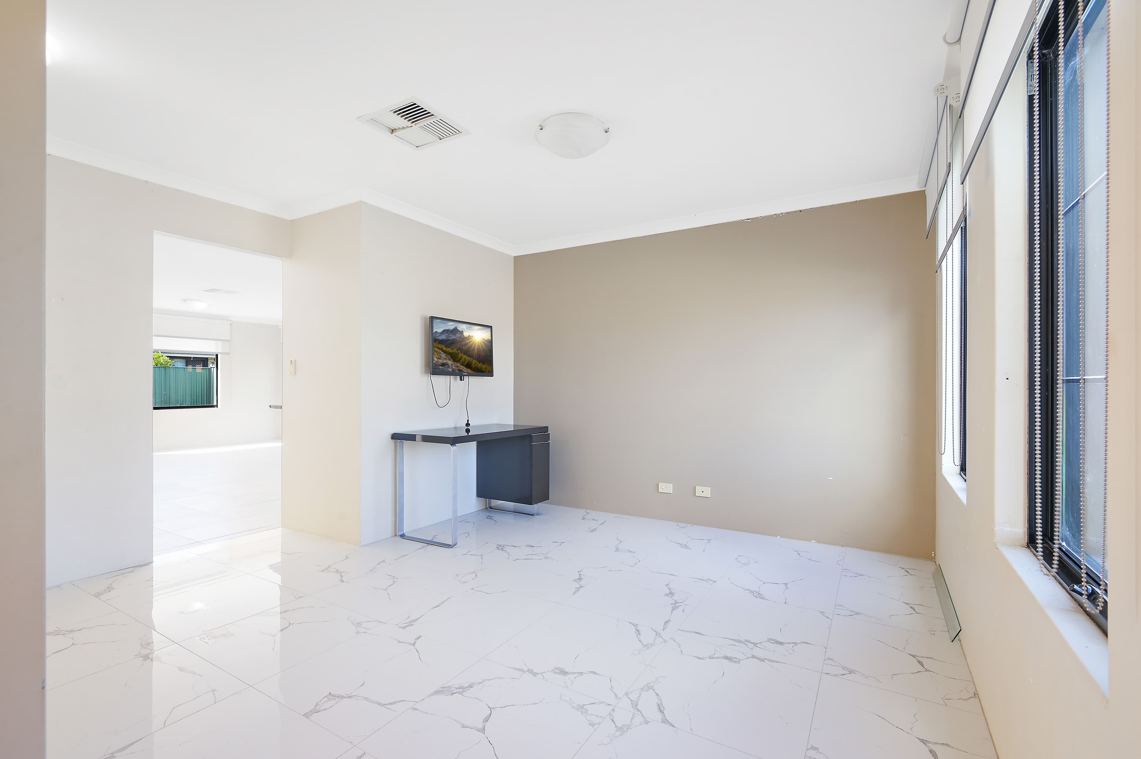 24 Excalibur Chase, Wattle Grove WA 6107, Wattle Grove - Thumbnail 5