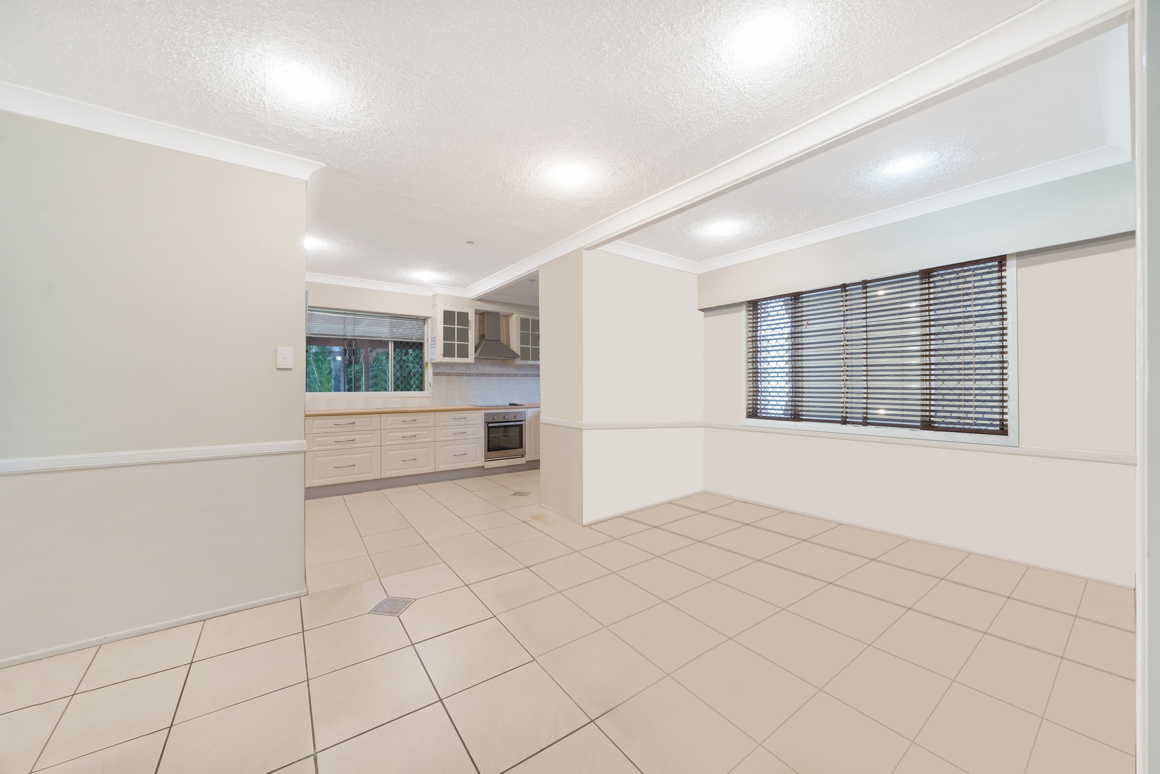 35 Kurrowah Crescent, Margate QLD 4019, Margate - Thumbnail 5