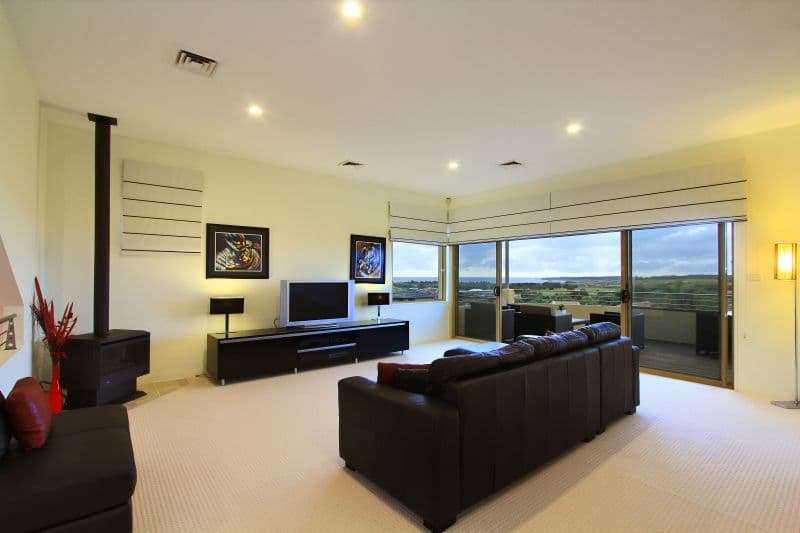 27 Ragamuffin Circuit, SHELL COVE NSW 2529, Shell Cove - Thumbnail 4