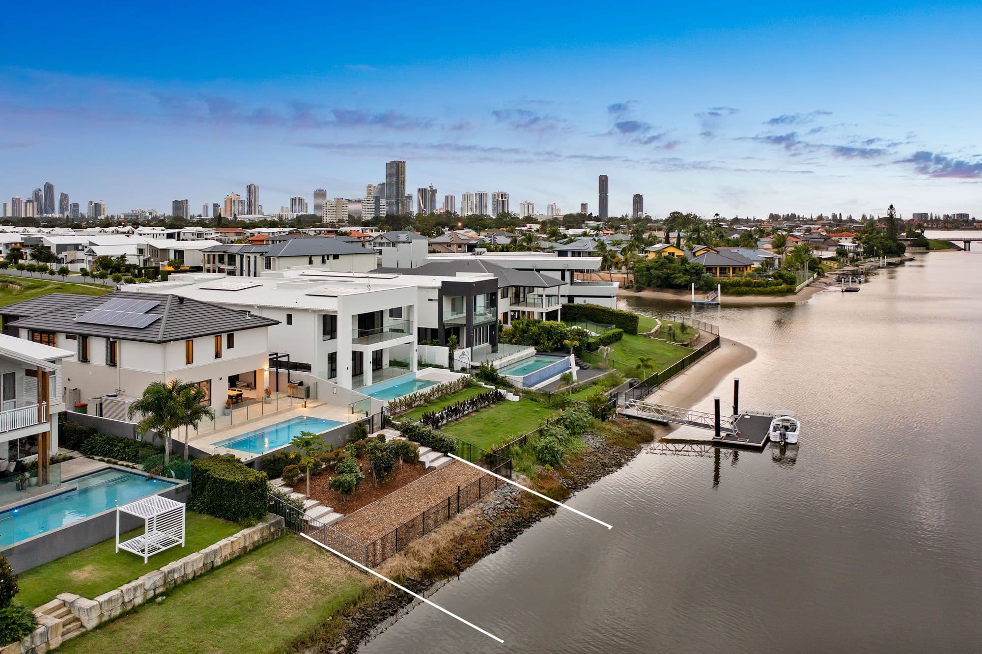 70 Lakeview Boulevard, Mermaid Waters QLD 4218, Mermaid Waters - Image 1
