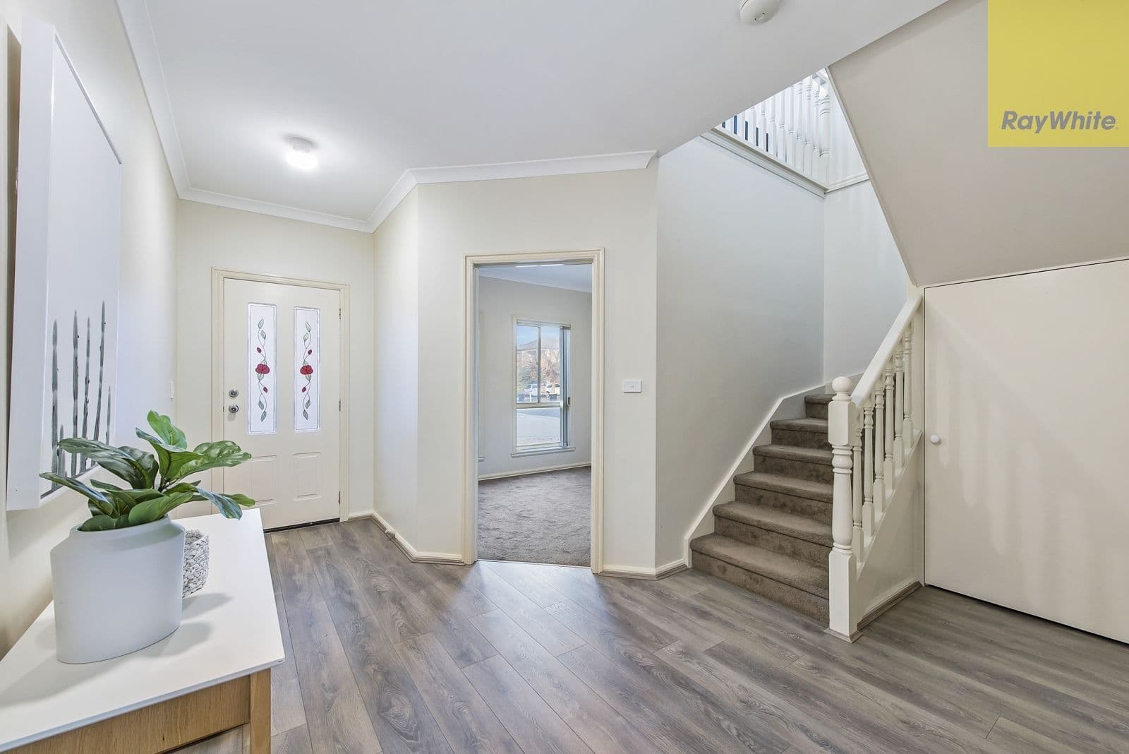 1 Kings Domain, Caroline Springs VIC 3023, Caroline Springs - Thumbnail 2