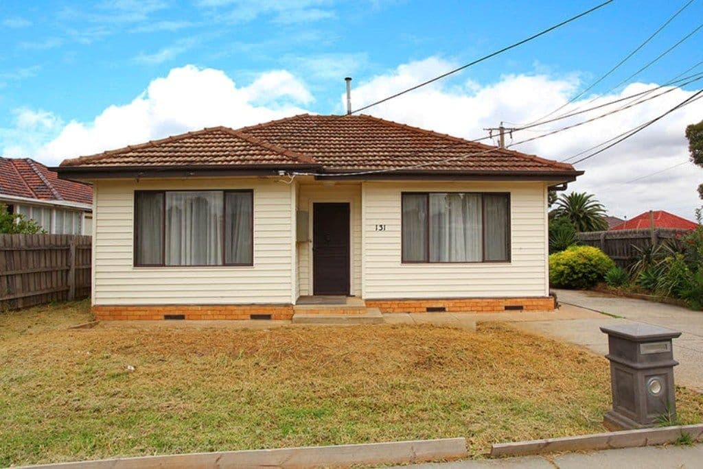131 Taylors Road, ST ALBANS VIC 3021, St Albans - Image 1