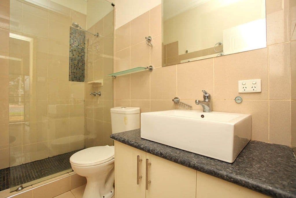 131 Taylors Road, ST ALBANS VIC 3021, St Albans - Thumbnail 5