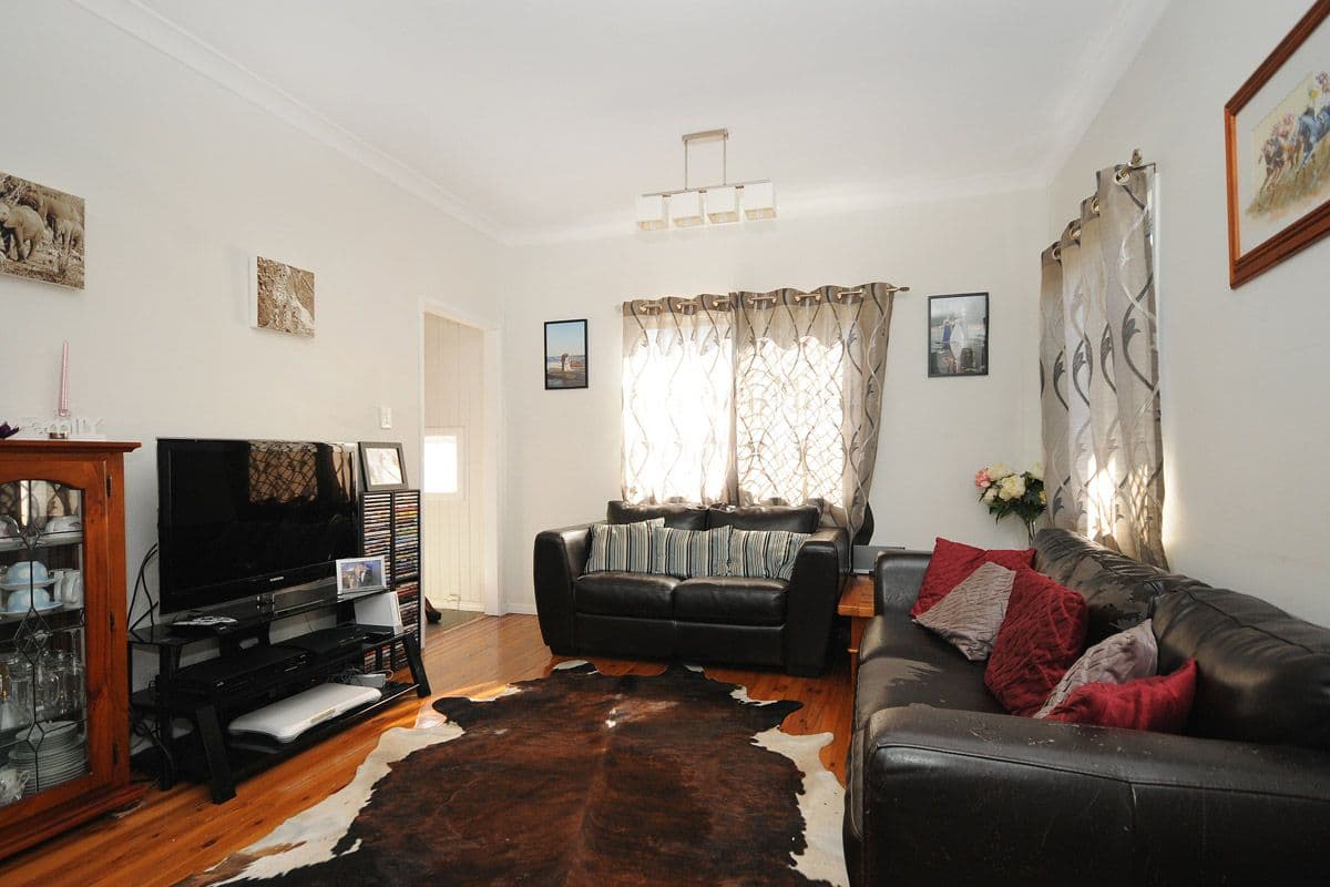 66 Alford Street, MOUNT LOFTY QLD 4350, Mount Lofty - Thumbnail 2