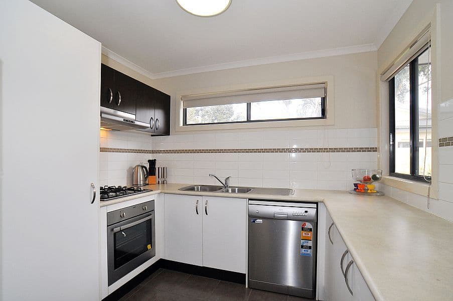 273 Colchester Road, KILSYTH VIC 3137, Kilsyth South - Thumbnail 2