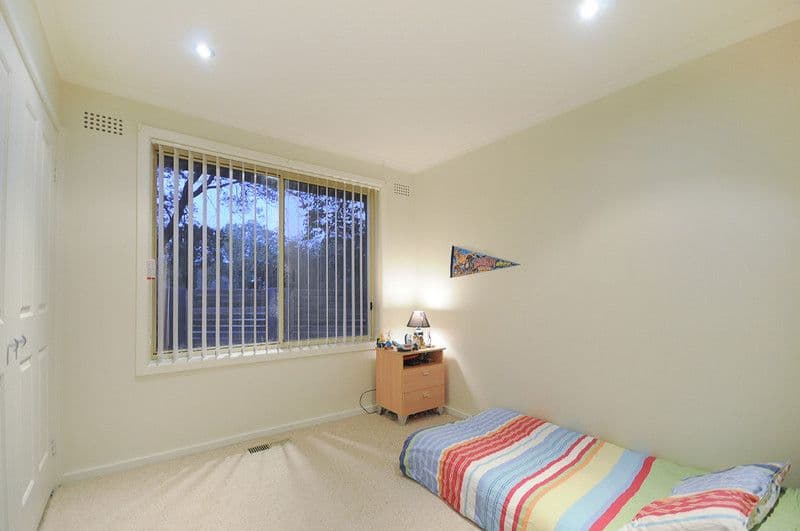 8 Wilsmore Crescent, CHIFLEY ACT 2606, Chifley - Thumbnail 4