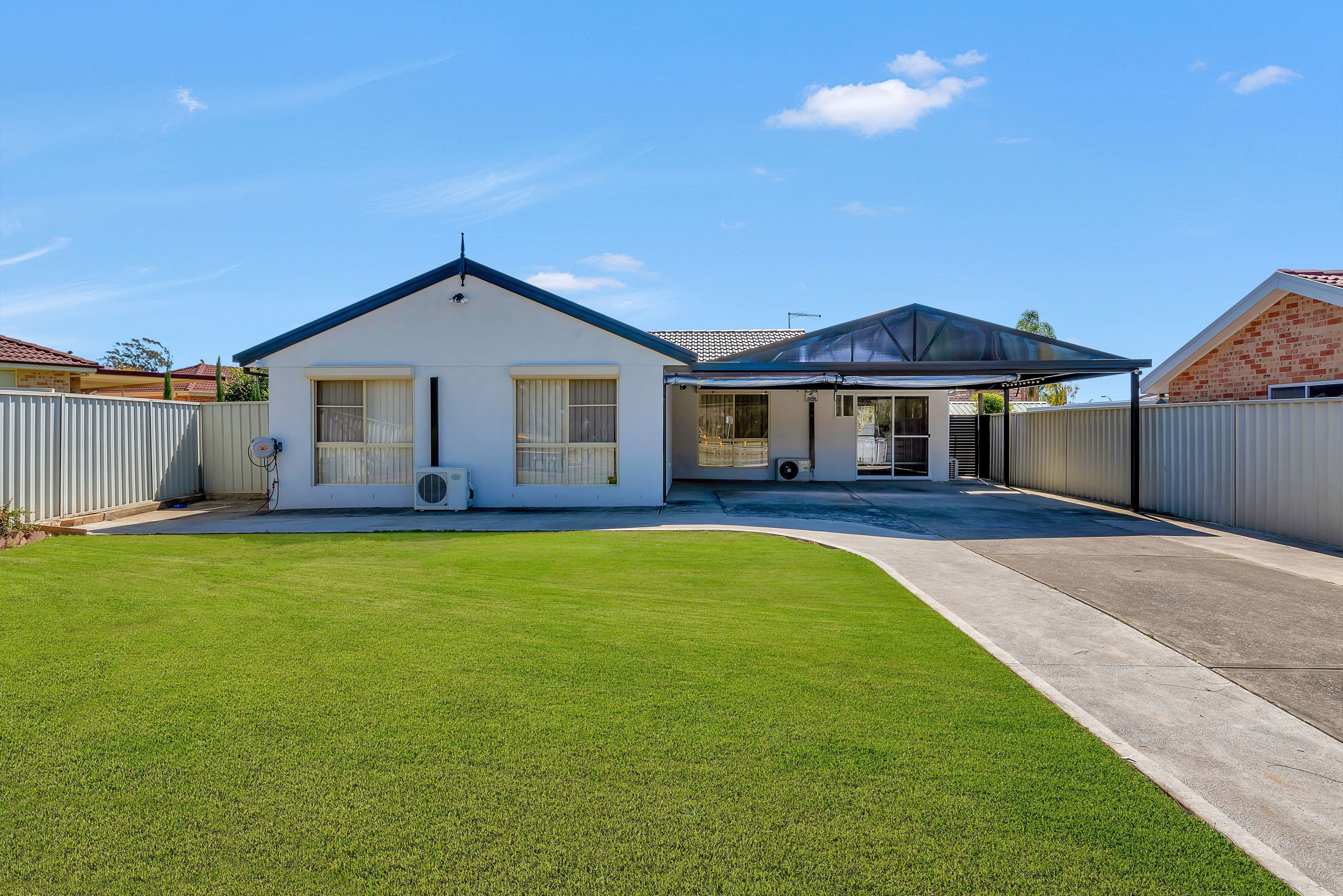 9 Oriole Place, Green Valley - Image 1
