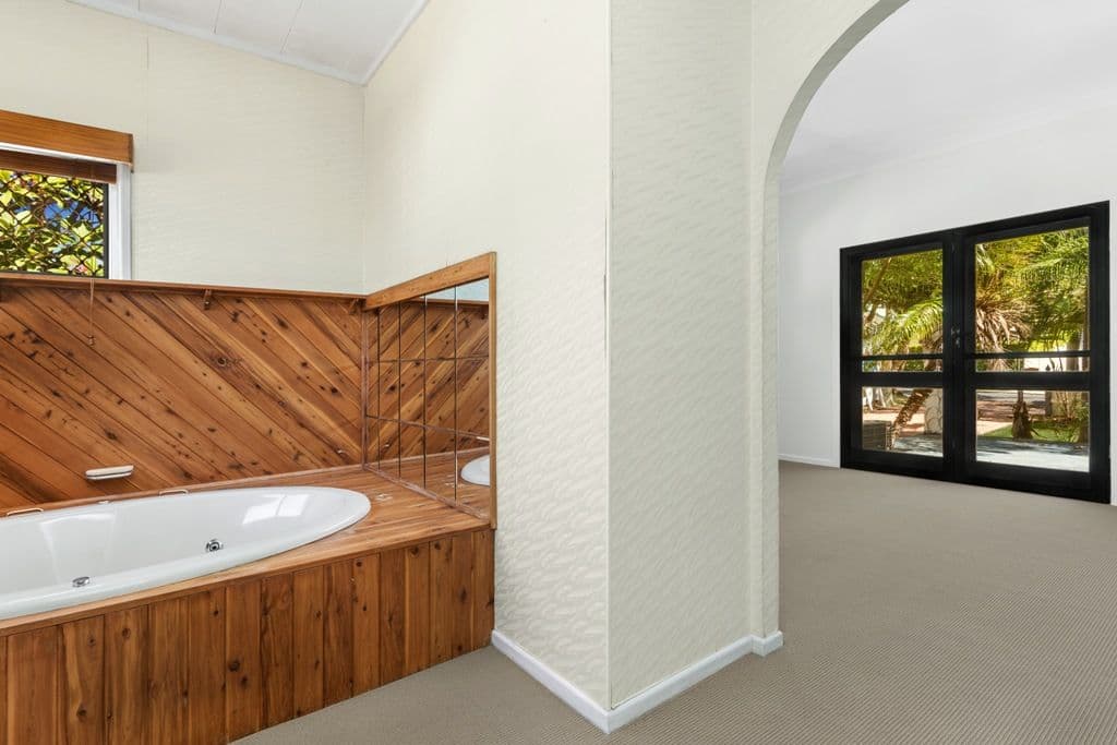 5 Halcyon Street, Wavell Heights QLD 4012, Wavell Heights - Thumbnail 6