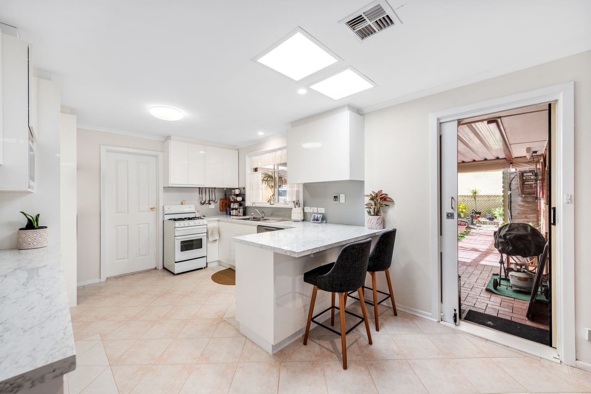 34 Derek Crescent, Morphett Vale, SA, 5162, Morphett Vale - Thumbnail 5