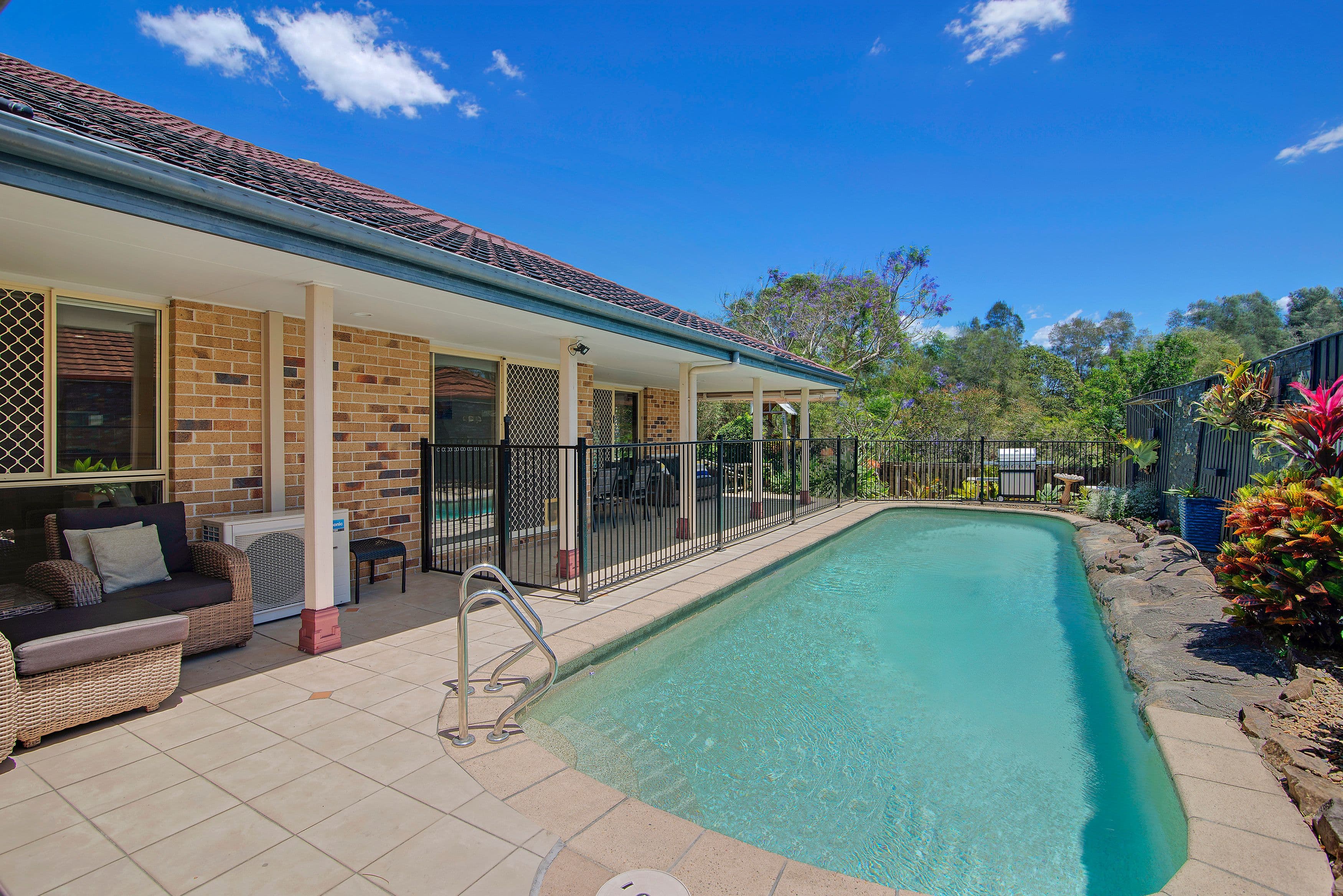 39 Casuarina Drive, Elanora QLD 4221, Elanora - Thumbnail 2