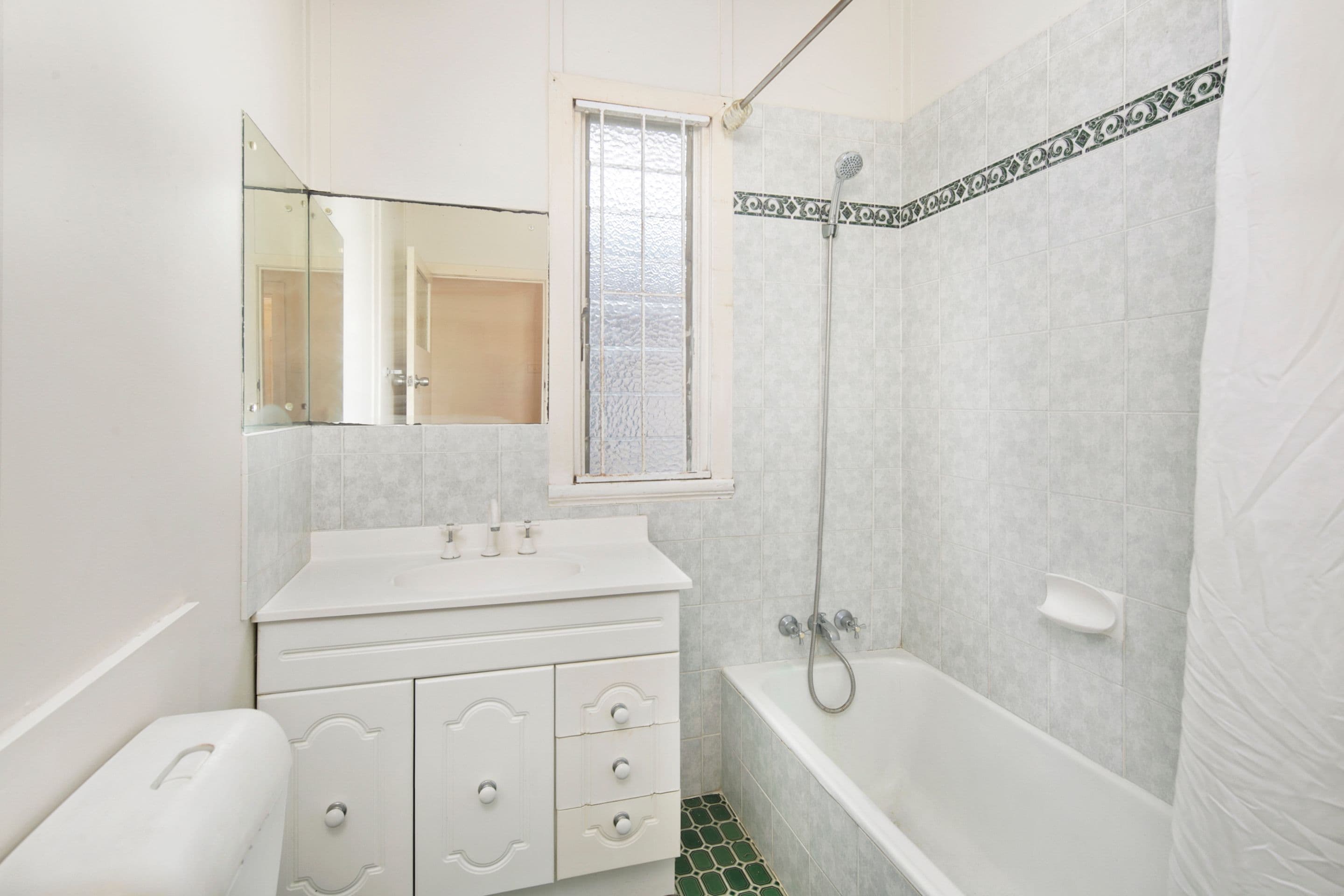 10 Burn Street, Camp Hill QLD 4152, Camp Hill - Thumbnail 4