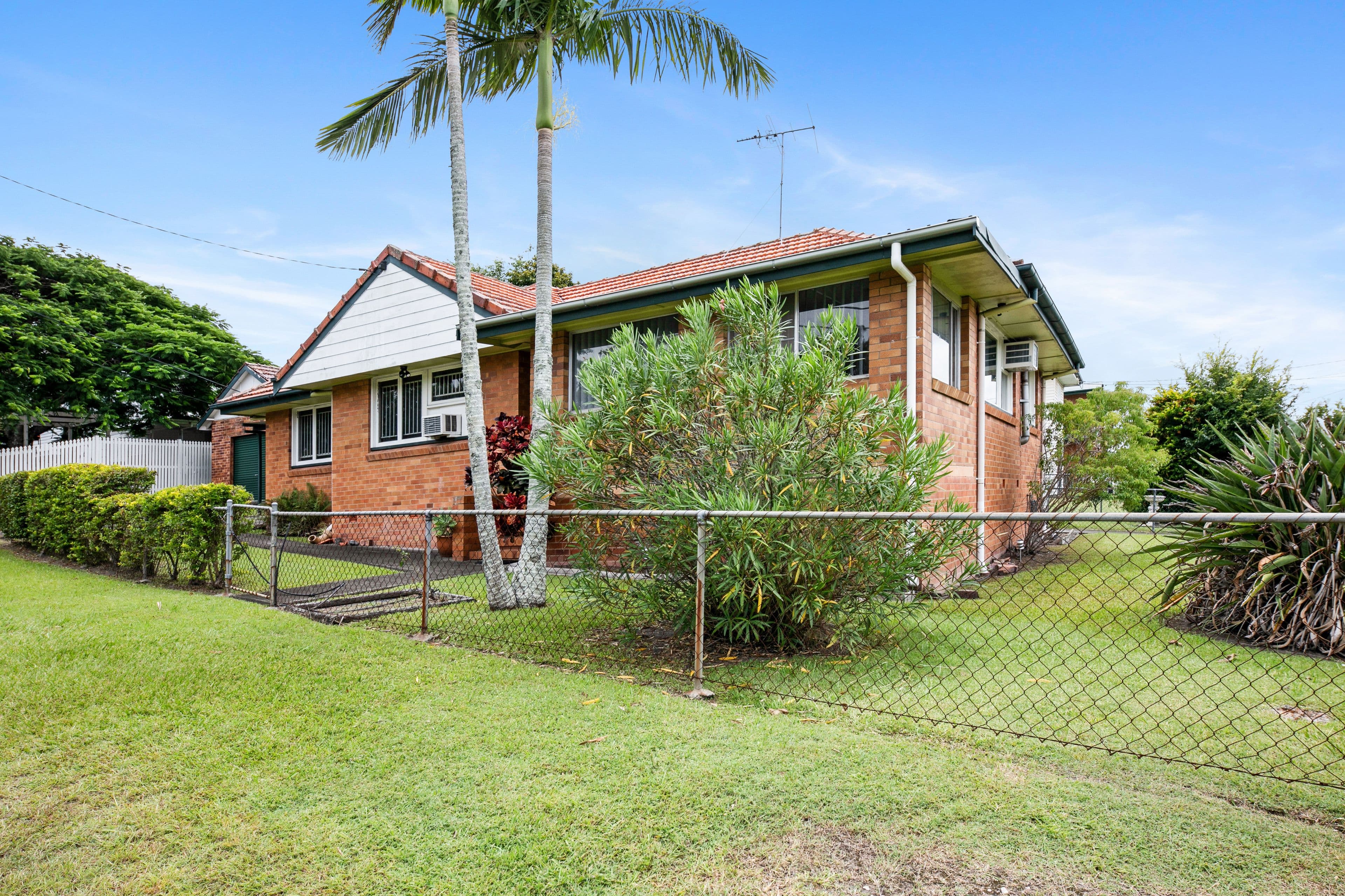51 Queensthorpe Street, Tarragindi QLD 4121, Tarragindi - Thumbnail 3