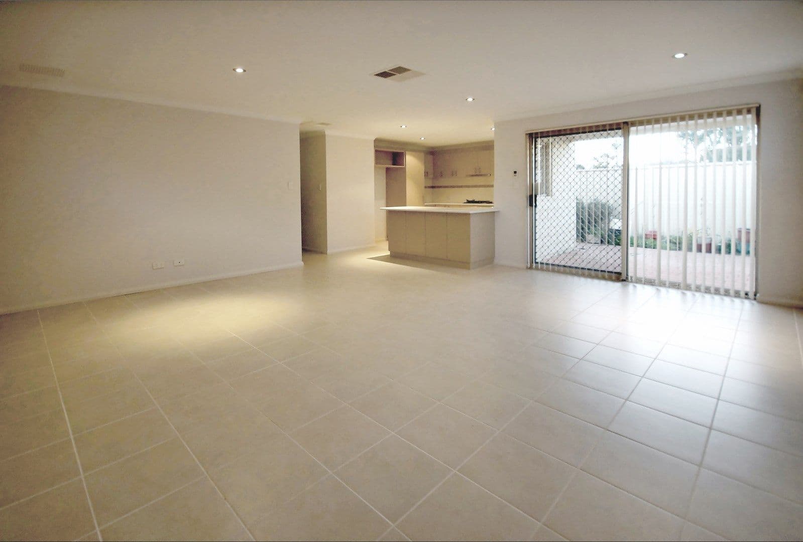 41c Redcliffe Avenue, BALGA WA 6061, Balga - Thumbnail 2