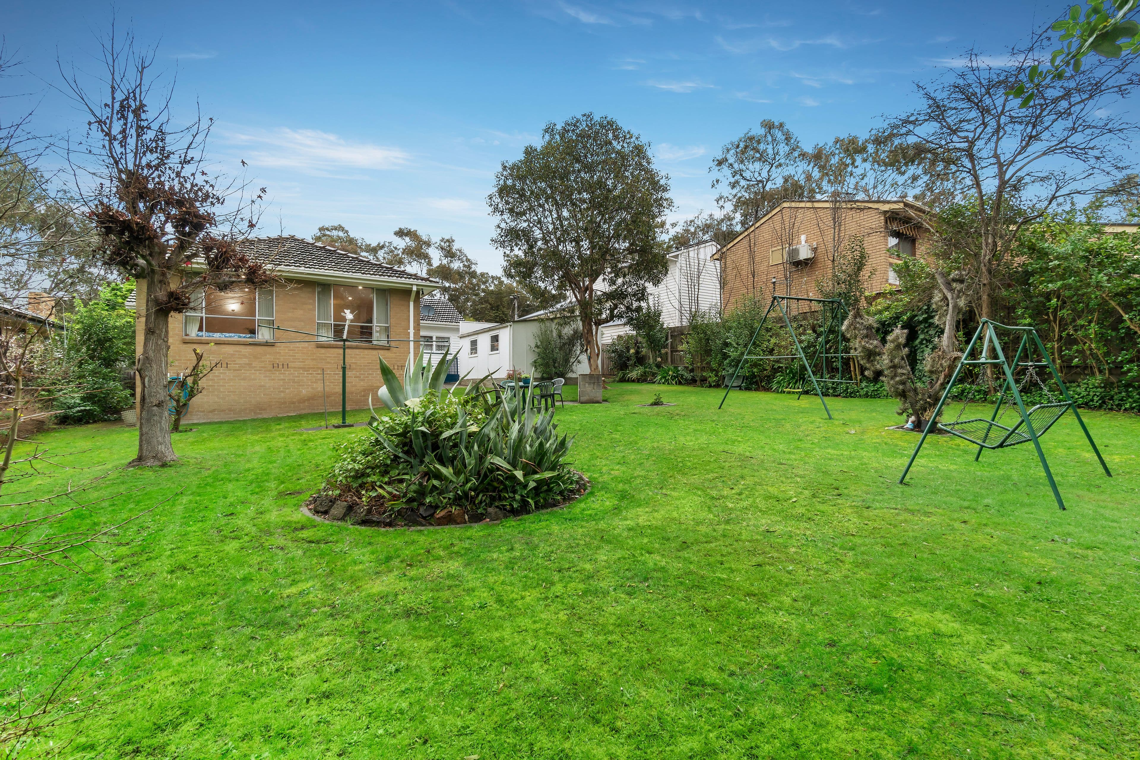 43 Joynt Street, Macleod VIC 3085, Macleod - Thumbnail 2
