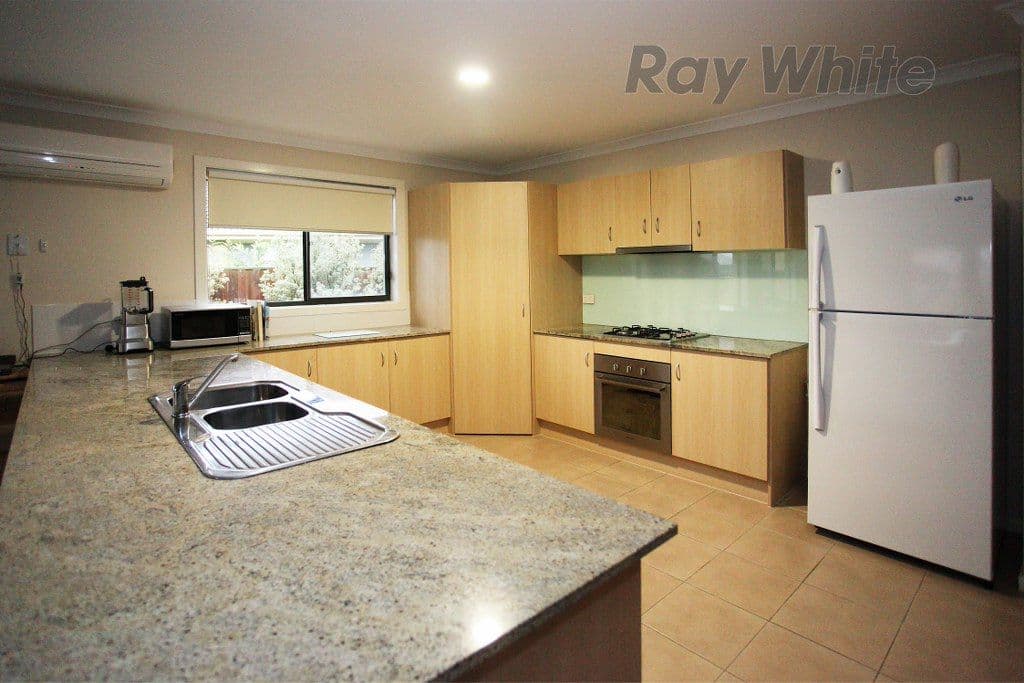 3 Boathouse Place, POINT COOK VIC 3030, Point Cook - Thumbnail 5