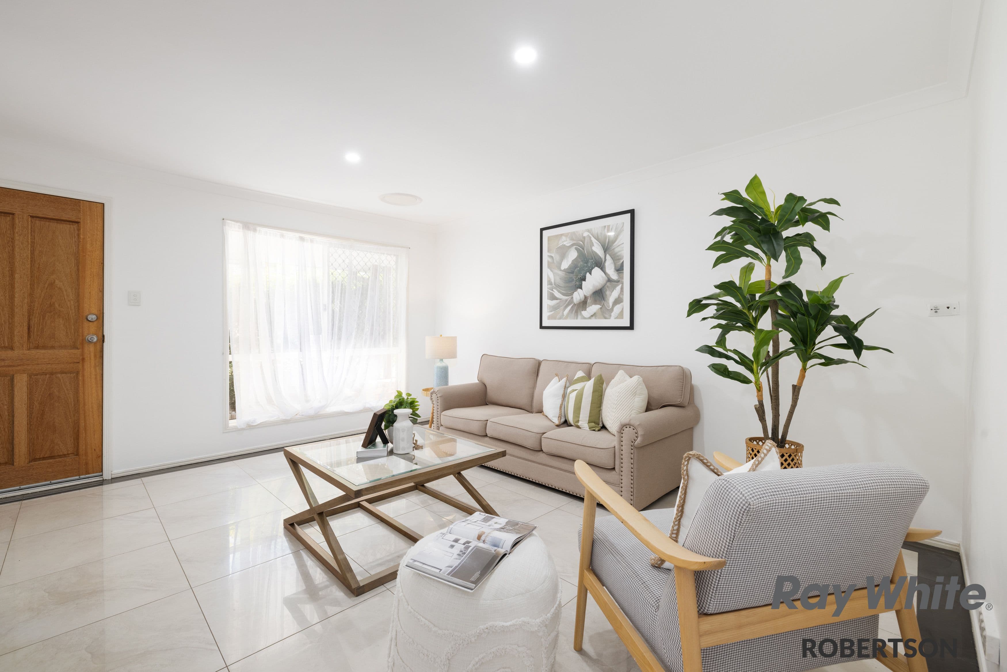 54 Maynard Place, Runcorn QLD 4113, Runcorn - Thumbnail 2