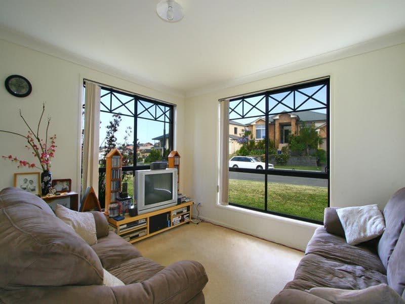 1 Hennessey Street, FLINDERS NSW 2529, Flinders - Thumbnail 2