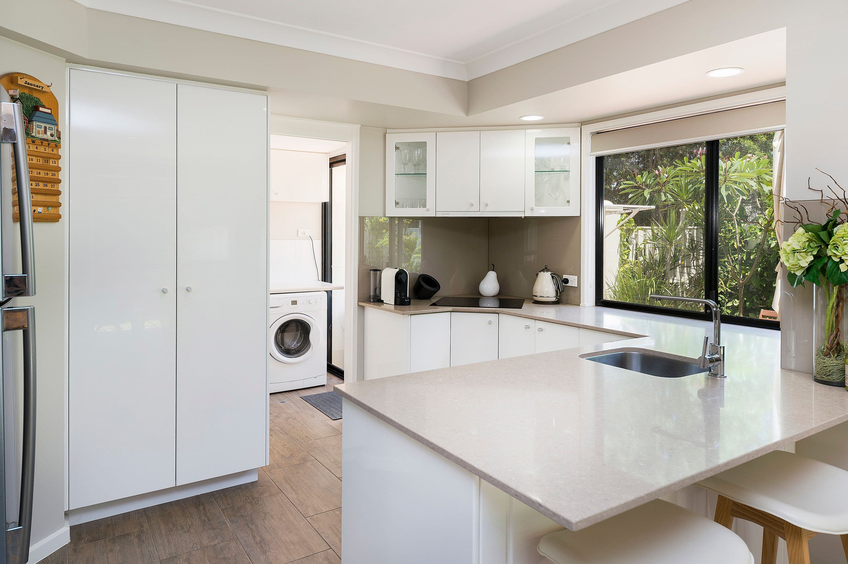60 Caseys Road, Hope Island QLD 4212, Hope Island - Thumbnail 4