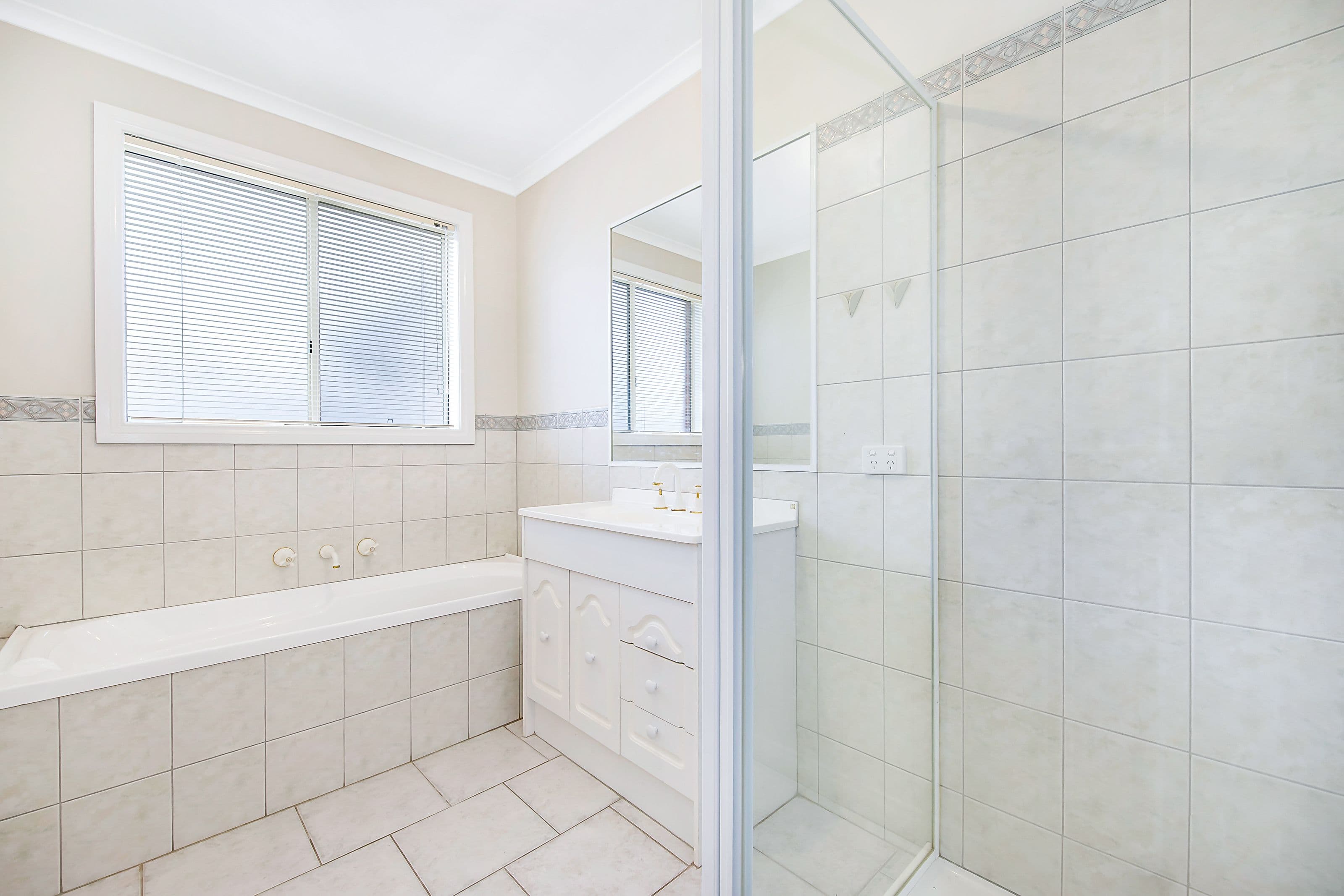 21 Fernhurst Drive, Glen Waverley VIC 3150, Glen Waverley - Thumbnail 8