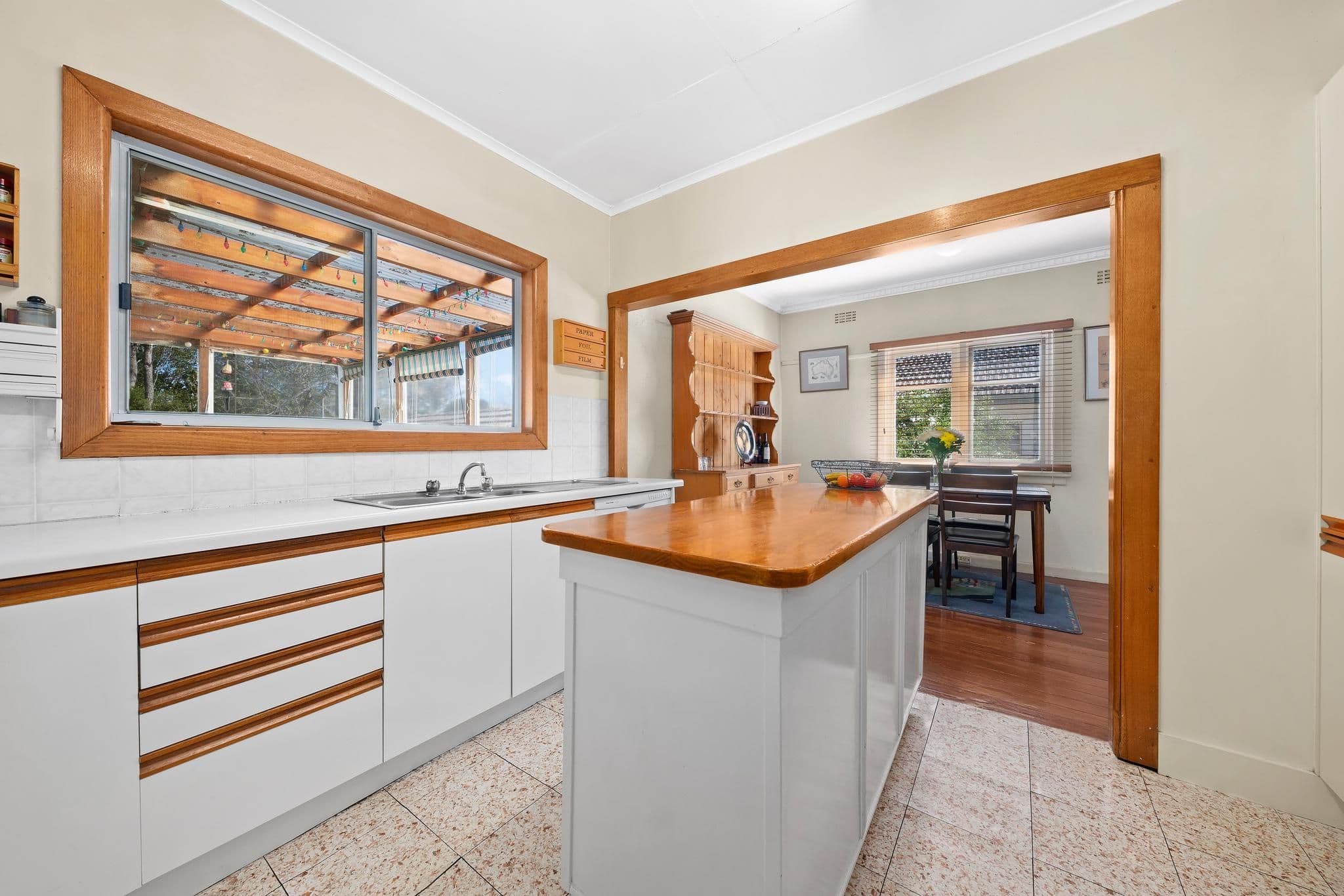 20 Highfield Avenue, Blackburn South VIC 3130, Blackburn South - Thumbnail 3