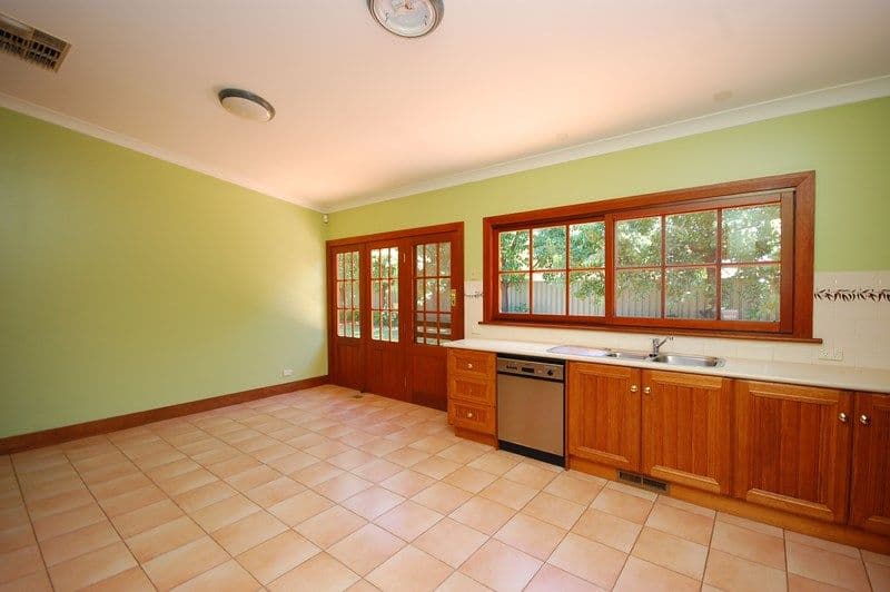 27 Binya Street, Griffith NSW 2680, Griffith - Thumbnail 4