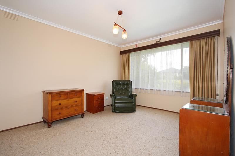 35  Renwick Road, FERNTREE GULLY VIC 3156, Ferntree Gully - Thumbnail 3