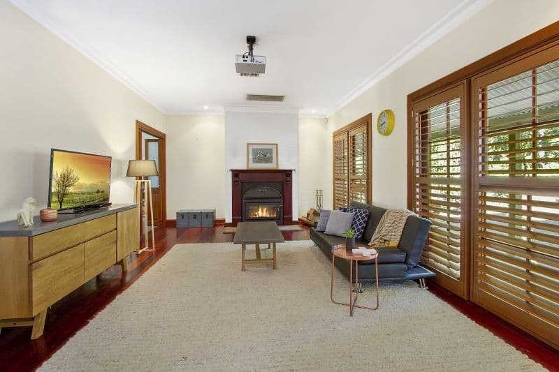 30 Coach House Place, Kurrajong Heights - Image 1