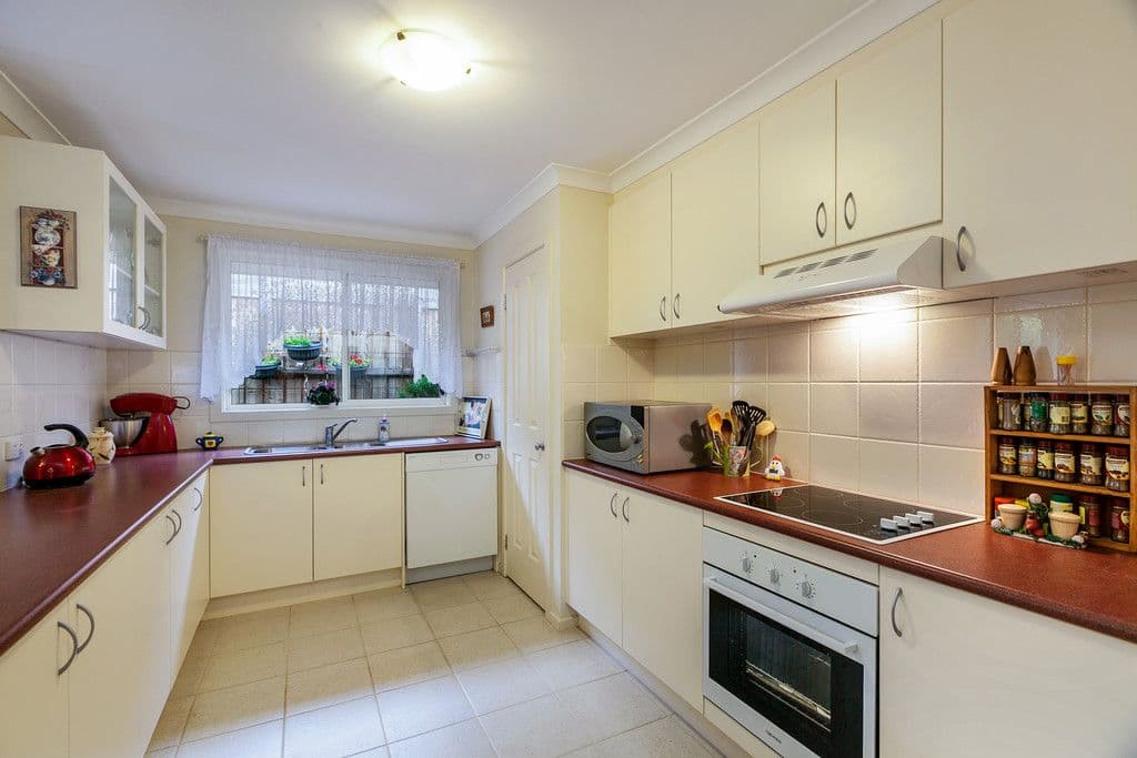 279 Flaxen Hills Road, DOREEN VIC 3754, Doreen - Thumbnail 2