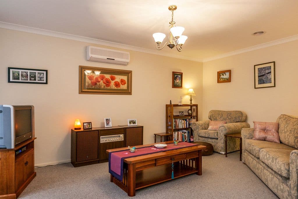 279 Flaxen Hills Road, DOREEN VIC 3754, Doreen - Thumbnail 5