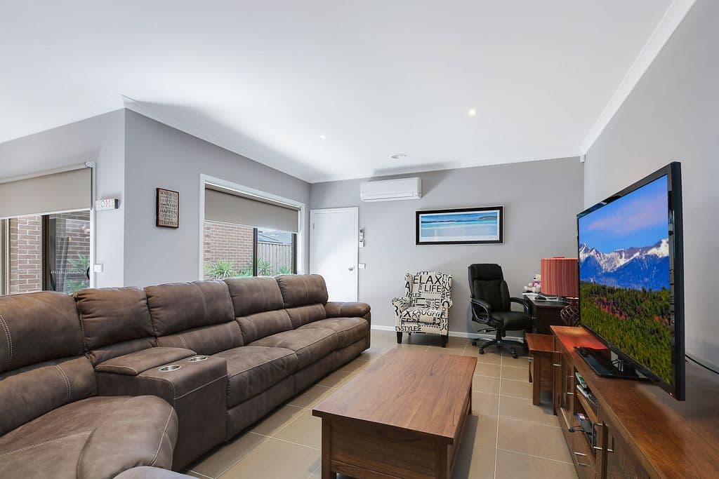 4 Edenvale Boulevard, Epping VIC 3076, Epping - Thumbnail 4