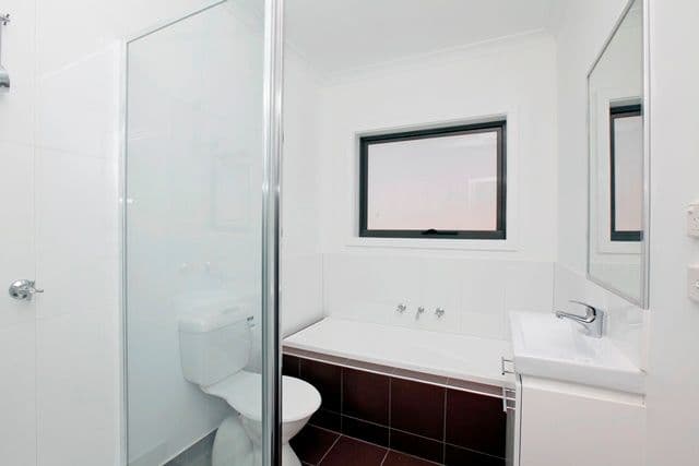 54 Lane Crescent, RESERVOIR VIC 3073, Reservoir - Thumbnail 4