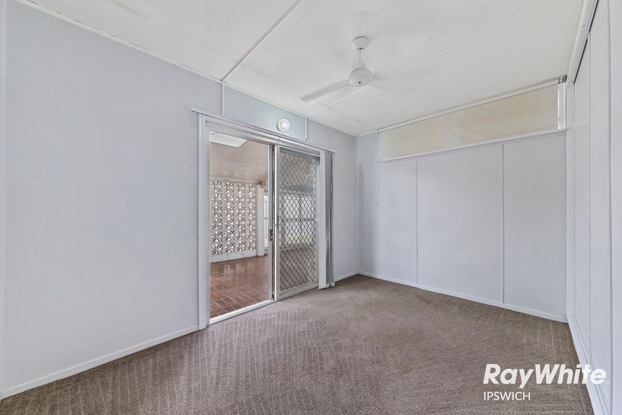 34 Logan Street, North Booval QLD 4304, North Booval - Thumbnail 8