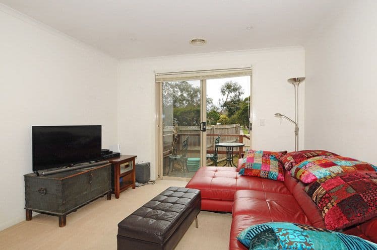 24 Robinia Street, Frankston VIC 3199, Frankston - Thumbnail 4